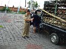 PENGENDALIAN LALU LINTAS UNGGAS POTONG