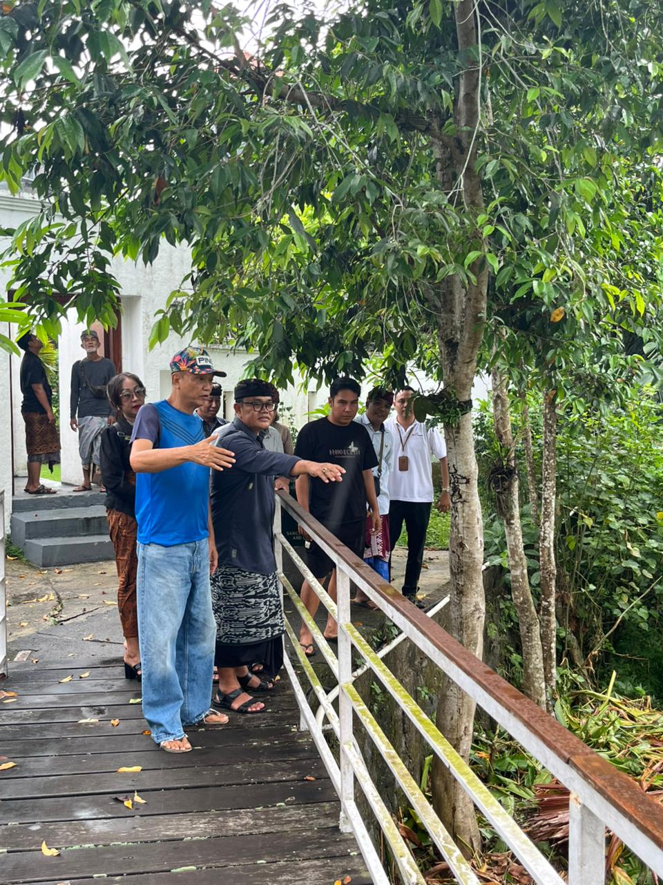 Fenomena Populasi Ikan Sapu-Sapu yang Masif di Tukad Taman Sari, Penatih: Alarm Bagi Ekosistem